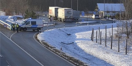 Gyilkosság történt az M5-ös autópálya csengelei pihenőjében Gyilkosság történt az M5-ös autópálya csengelei pihenőjében
