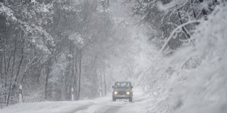 Hó takarja a Mecseket, szombaton még havazhat, majd tavasz lesz két napig