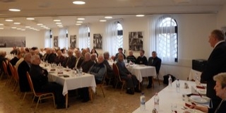 A rendőr-főkapitányság nyugdíjasai találkoztak A rendőr-főkapitányság nyugdíjasai találkoztak