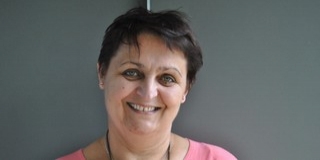 Dr. Orsós Anna kapta a Faluhelyi Ferenc-díjat, Pécs nemzetiségi díját Dr. Orsós Anna kapta a Faluhelyi Ferenc-díjat, Pécs nemzetiségi díját